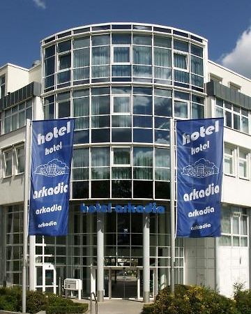 Hotel Arkadia Friedrichsdorf Kültér fotó