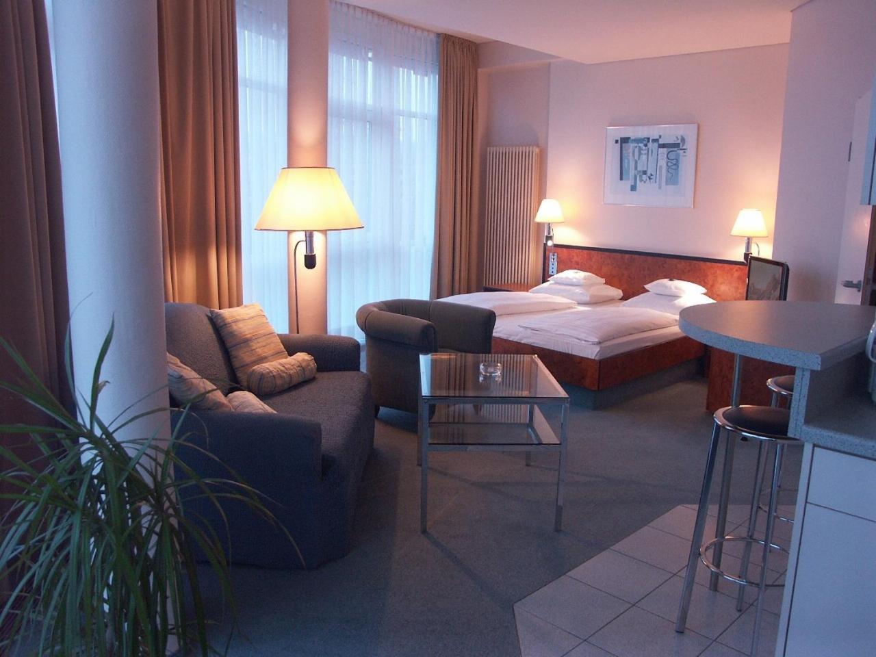 Hotel Arkadia Friedrichsdorf Kültér fotó