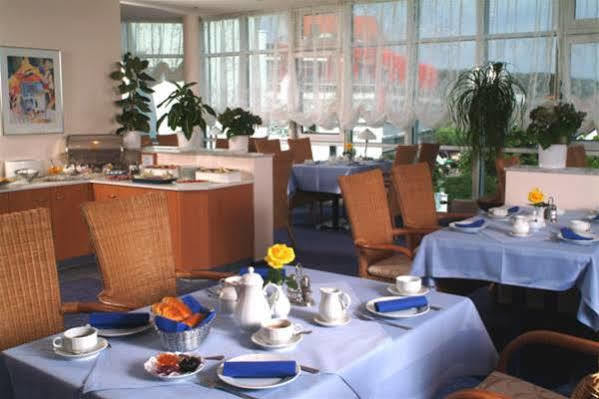 Hotel Arkadia Friedrichsdorf Kültér fotó